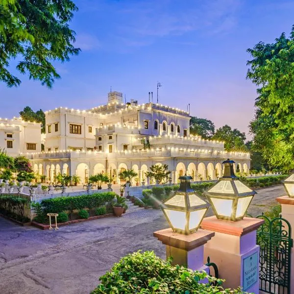 Neemrana's - Baradari Palace, hotel in Rohti