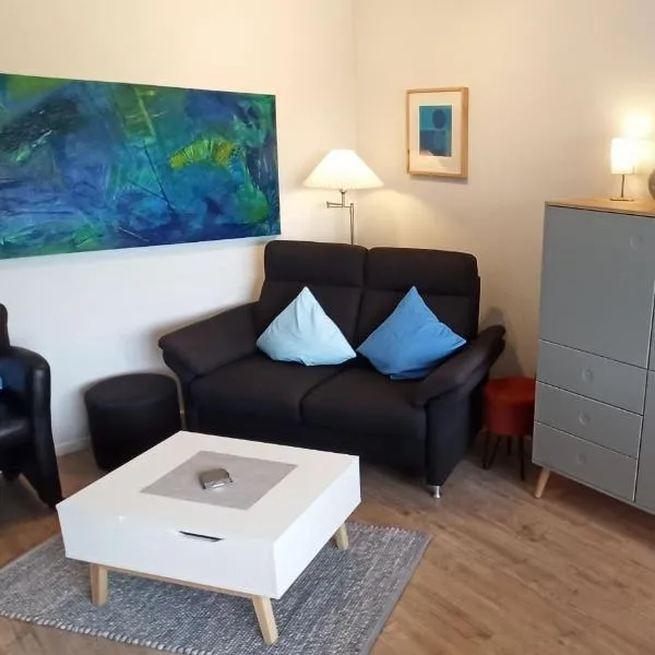 Komfortabler Bungalow, Husen 15 , 2 bis 4 Personen, Europa-Feriendorf, hotel a Husen