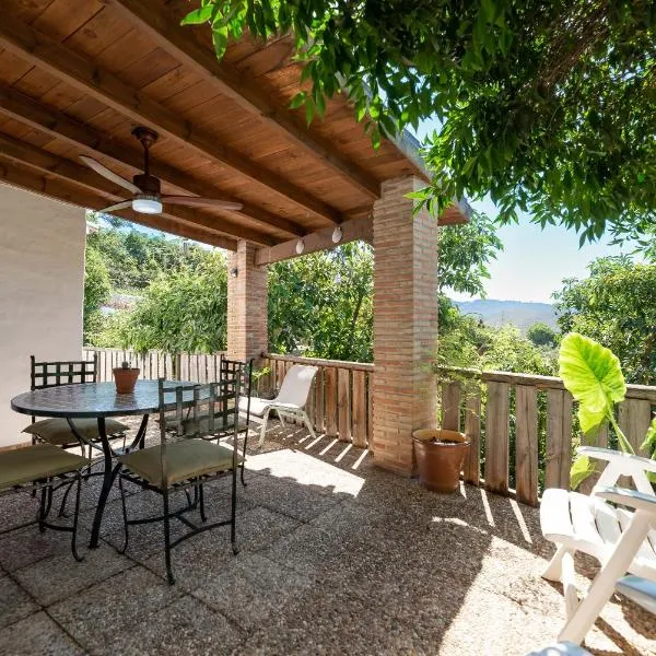 Casa rural entre Ojén y Marbella, hotel v destinaci Ojén