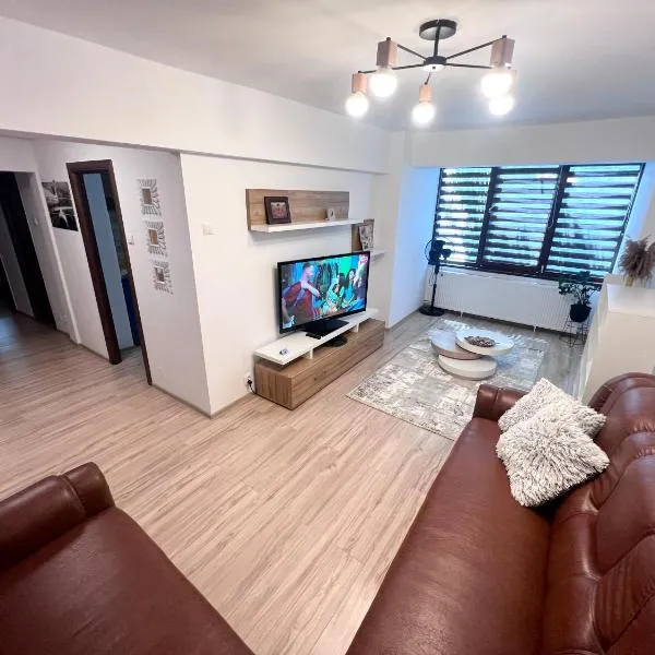 CRISTAL Home Boutique Apartment 1 - Confort, Spatios, Linistit, Zona de interes, hotel en Craiova