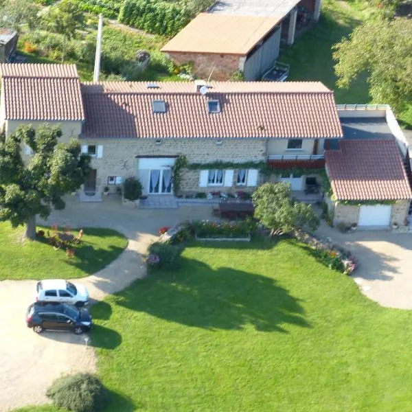 Gite Chez Tiane Saint-Flour-l'étang, hotel em L'Étang