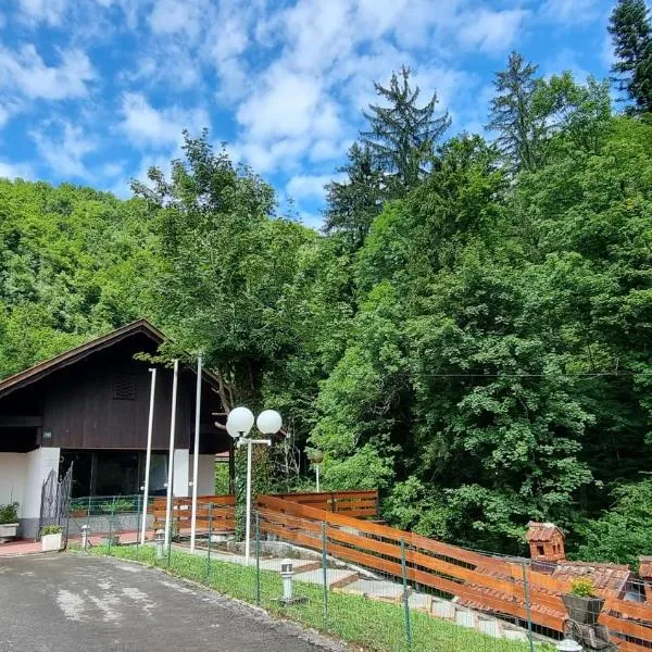 Villa Izvor Čabranke, hotel v destinaci Čabar