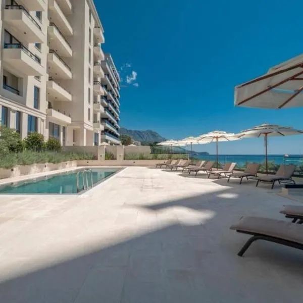 Azure Horizon, hotel a Bečići