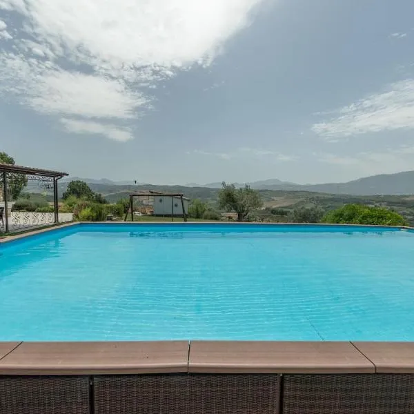 Villa Paradiso - Irpinia, hotel in Gesualdo