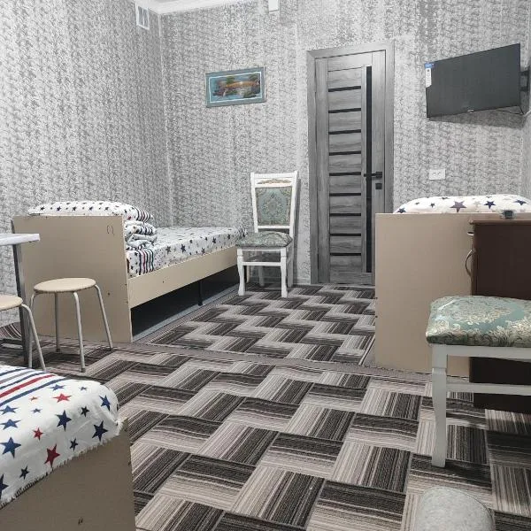Guest house SANAT – hotel w mieście Naryn