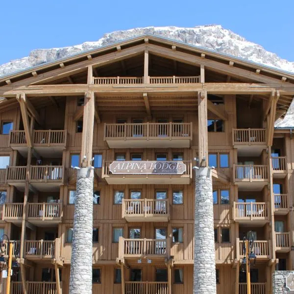 Résidence Alpina Lodge by Valdiski: Val dʼIsère şehrinde bir otel