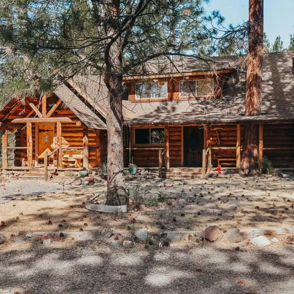 Beautiful Log home outside of Sisters, Hotel in Sisters