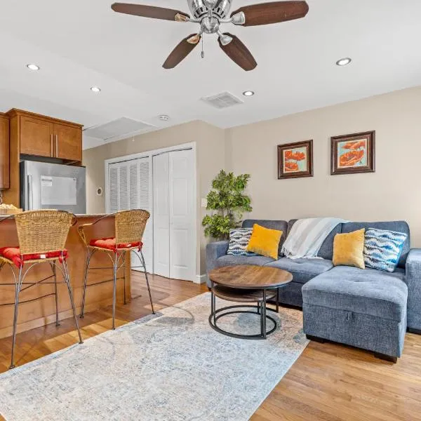 2 Bed Townhouse: Minutes from DCA-National Airport, hotel v destinaci Alexandria