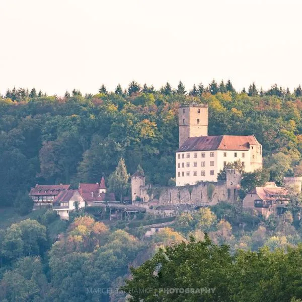 Wohnen auf der Ritterburg, viešbutis mieste Hasmersheimas