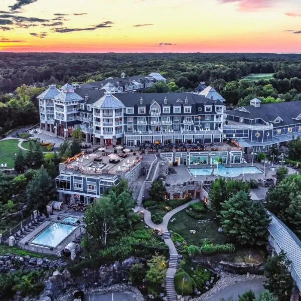 JW Marriott The Rosseau Muskoka Resort & Spa, hotel in MacTier