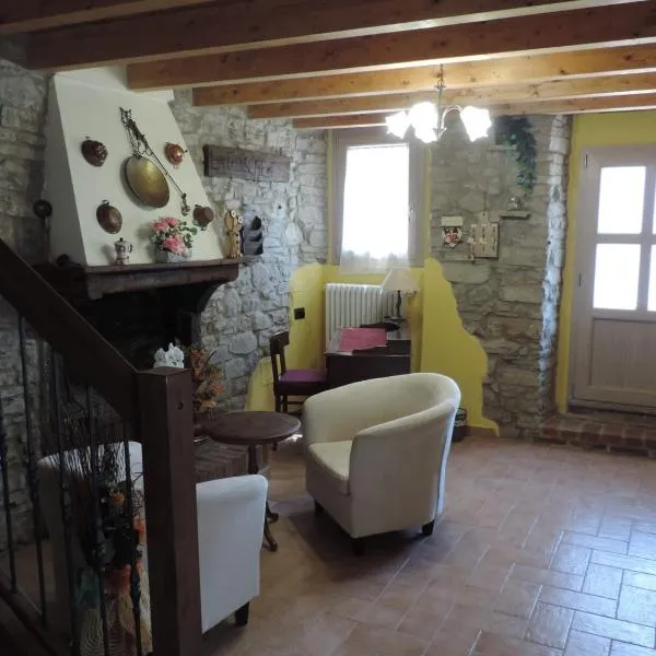 B&B La Rocchetta dal Sròz, hotel v destinaci Le Serucce