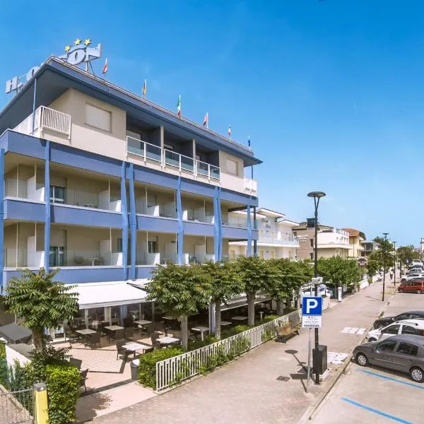 Hotel Odeon, hotel in Cervia