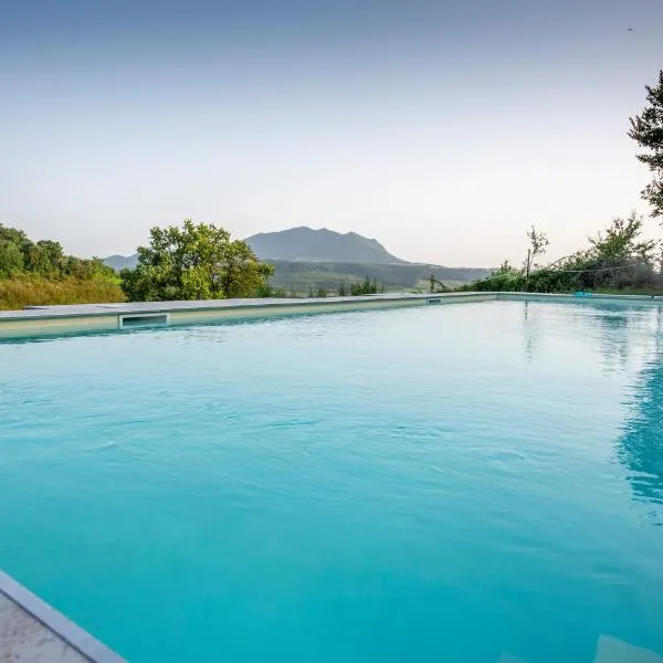 Luxury Country Villa Daniele, hotel u gradu 'Poggio Sommavilla'