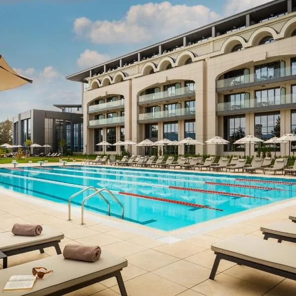 Kings' Valley Medical & Spa Hotel、カザンラクのホテル