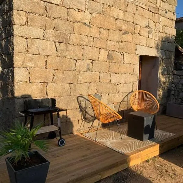 Caseddu au coeur du village, hotel in Monacia-dʼAullène