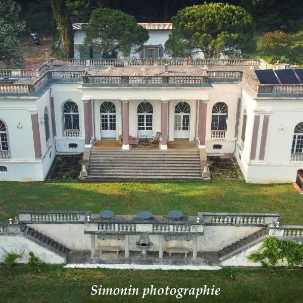 Chateau de Pourpry, ξενοδοχείο σε Damiatte