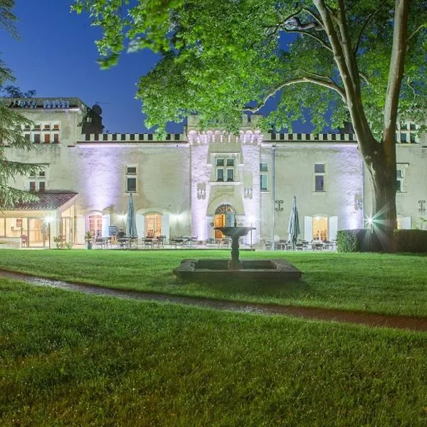 Domaine Du Val De Cèze, hotel in Orsan