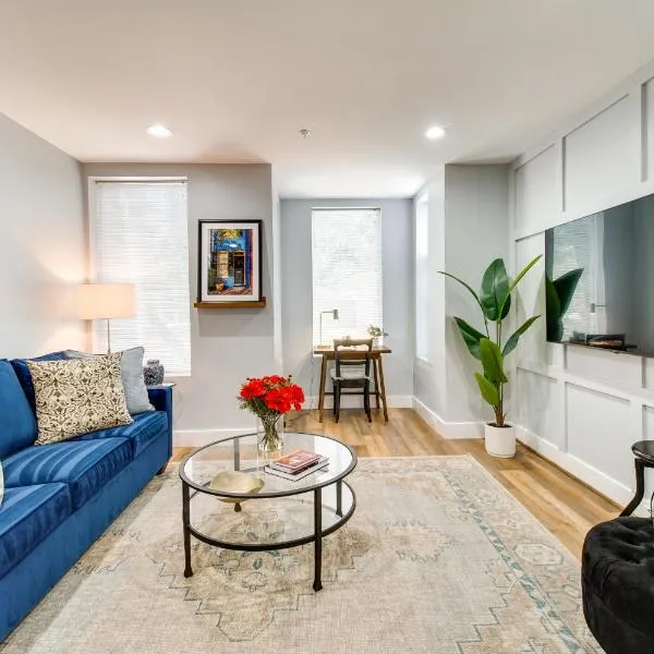 Charming Alexandria Vacation Rental in Old Town!, hotel in Alexandria