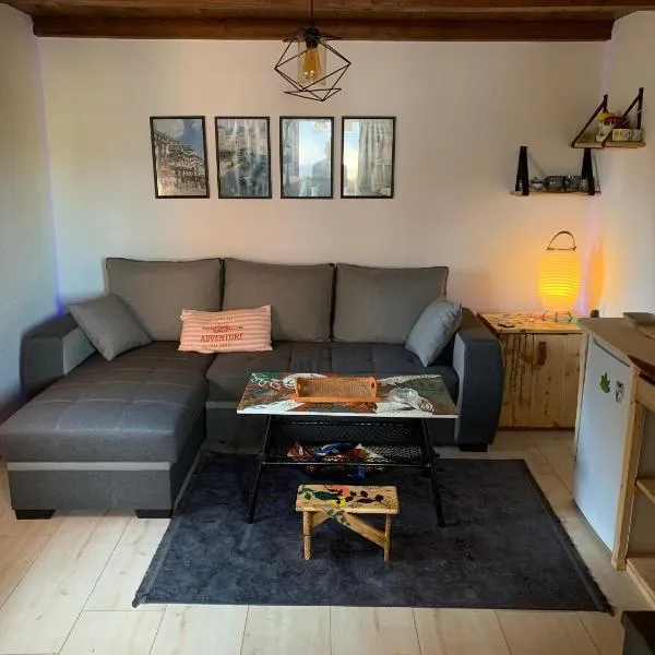 Cottage Home-Vacation House in Slatina full experience, hotel u Slatini