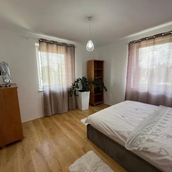 Apartament #WIDOKOWA FV Parking Balkon、ジェシュフのホテル