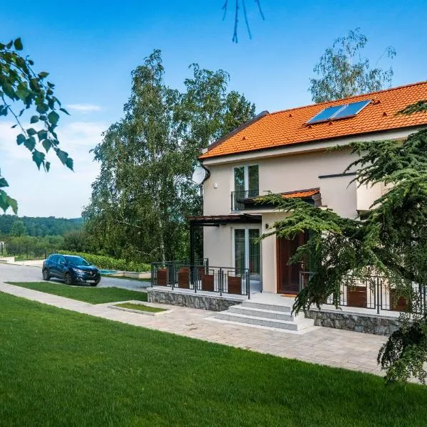 Vikendica Aleksandrović Meterize, hotel v destinaci Topola