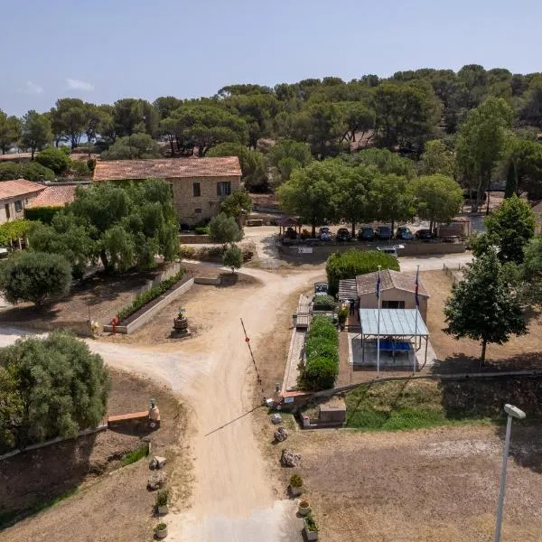 Camping du Grand Batailler, hotel v destinaci Bormes-les-Mimosas