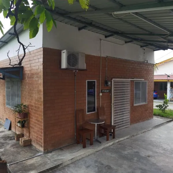 Akmal Homestay Klang: Kampong Perepat şehrinde bir otel