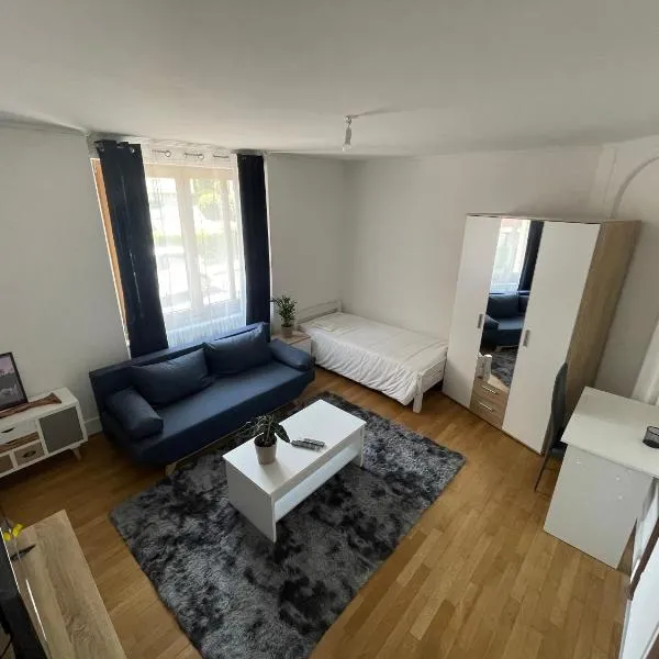 Chambre privée proche centre et gare 2, hotel v destinaci Besançon