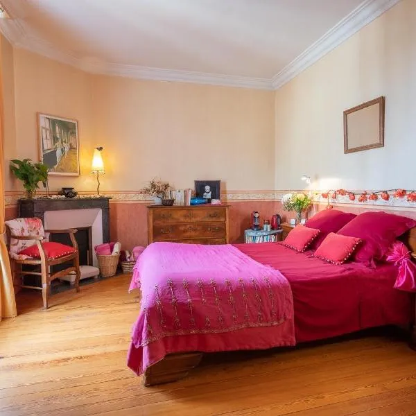 Atelier chez Marie, hotel v mestu Carnetin