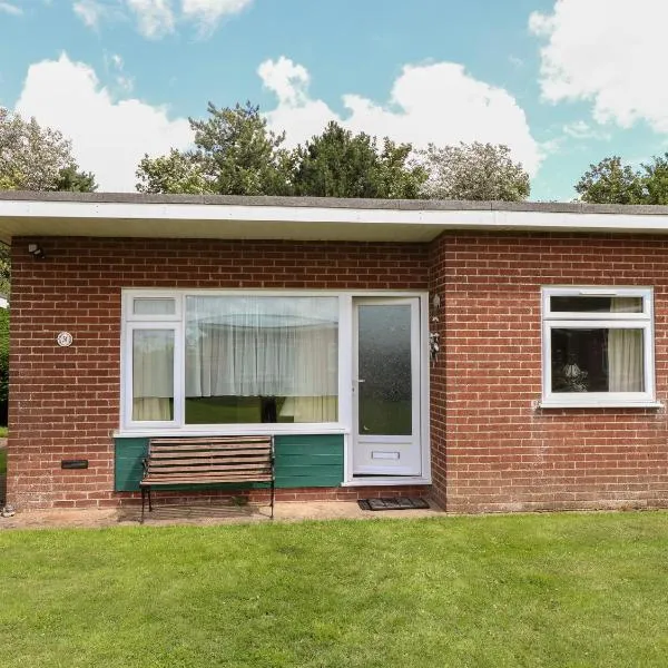 31 Siesta Mar Chalet Park, Hotel in Norwich