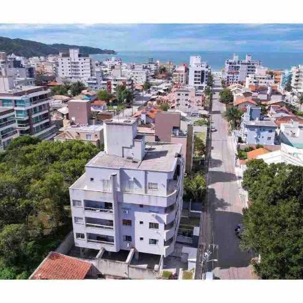 302- Lindo apartamento 2 dormitórios em Bombas
