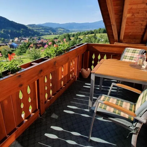 Ferienwohnungen Maierhof Oberried、オーベルリートのホテル