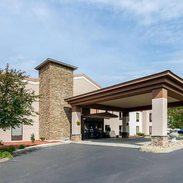 Quality Suites Altavista – Lynchburg South, hotel di Bedford Springs