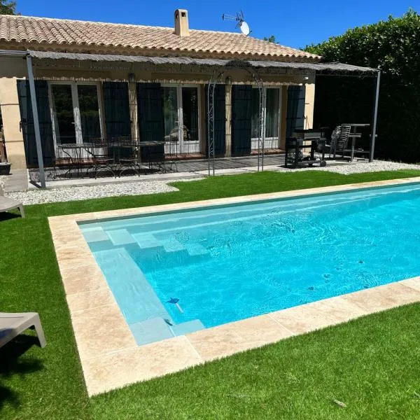Villa individuelle la bastidonne piscine privée, hotell i Auriol
