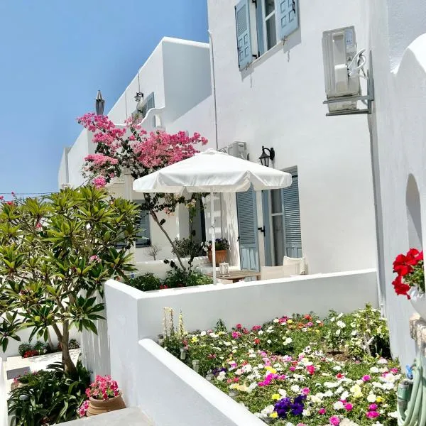 Anita Rooms & Suites Milos، فندق في آداماس