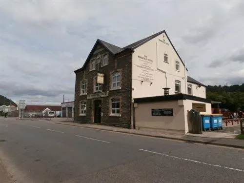 Wingfield Hotel, hotel in Mynyddislwyn