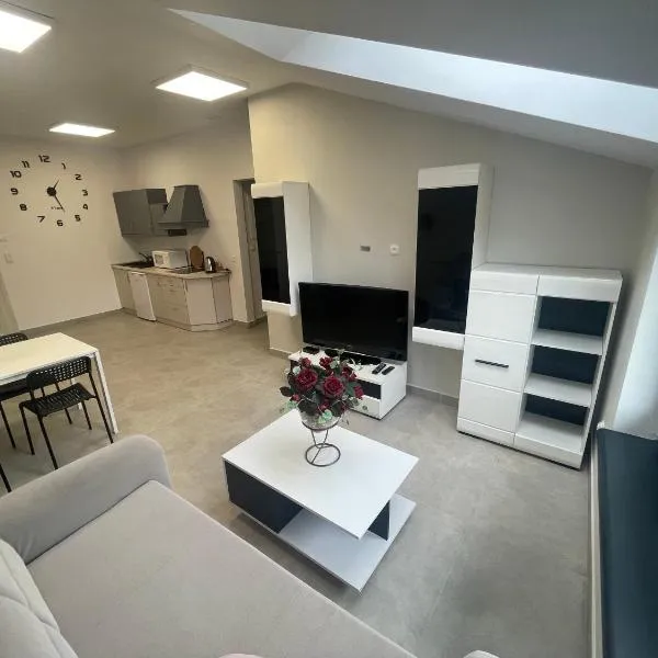Apartament I w Centrum - Winda - 50 metrów od Starego Rynku, hotel v destinácii Kościerzyna