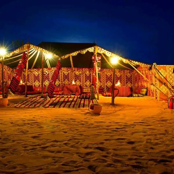 Camp Sahara Dunes, hotel v mestu Mhamid
