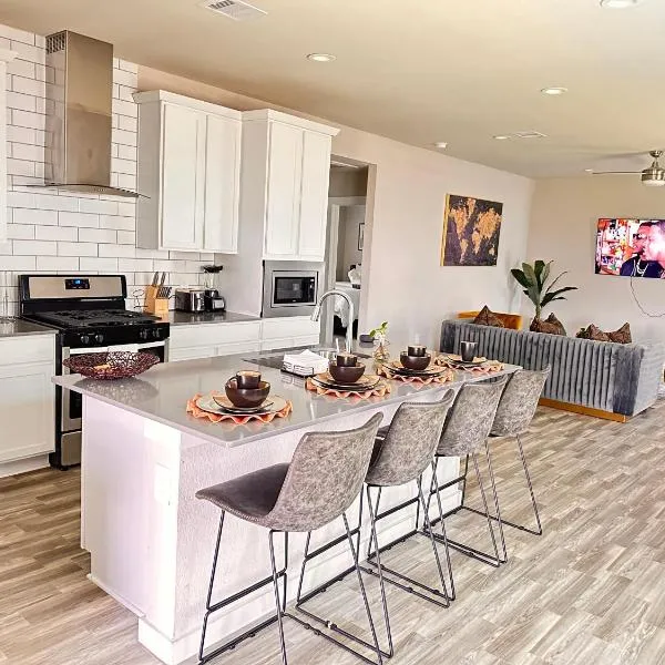 Luxurious 3 bed room home near medical center, hotel v destinaci Houston