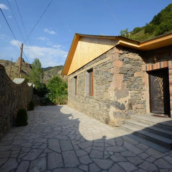 S & M Guest House, ξενοδοχείο σε Hermon