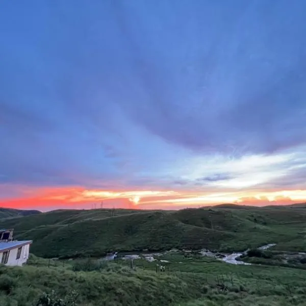 7 CLOUDS LODGE, Hotel in Sohrārim