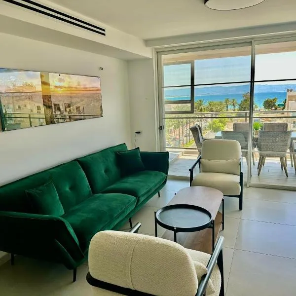 Suite In White, hotel v destinaci Akko