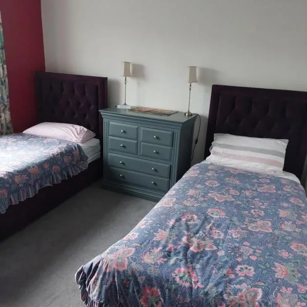 Hillside Haven, hotel in Limerick Junction