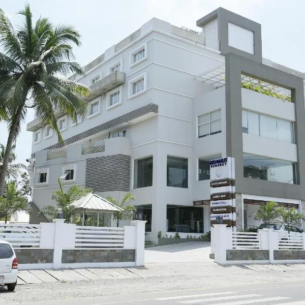 Hotel Moonlit Regency, hotel in Kuttāttukulam