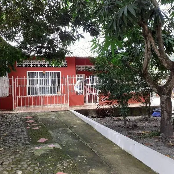 Hospedaje casa completa Honda Tolima, hotel v destinaci Honda
