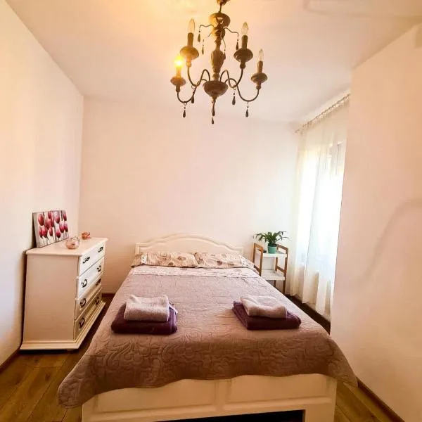 Florilor Apartments, hotel sa Someşu Rece