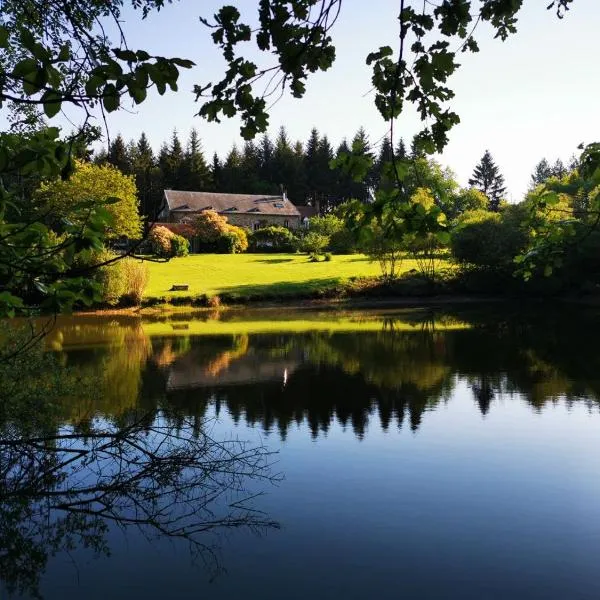 DOMAINE DES CAPUCINS, hotel v destinaci Bussière-Saint-Georges