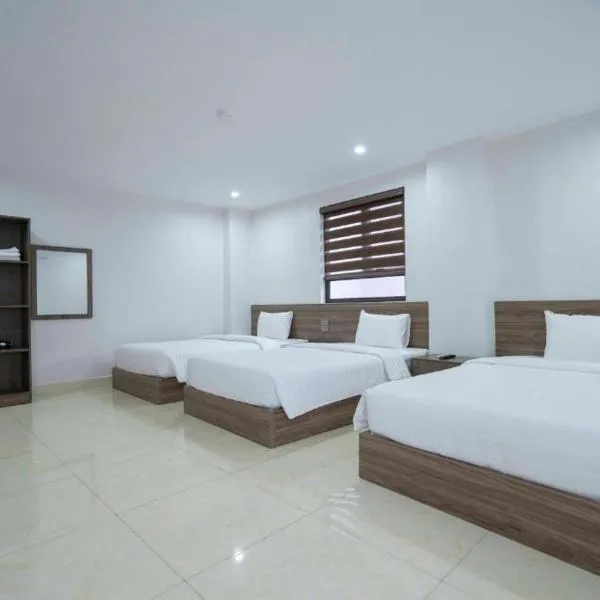 AURORA BÃI CHÁY HẠ LONG – hotel w mieście Ðong Vang