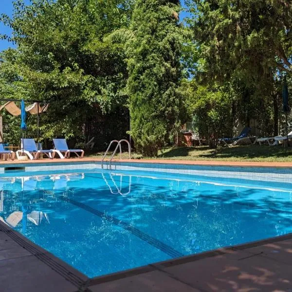 Casas Rurales Los Cortijos, hotel in Alcaraz