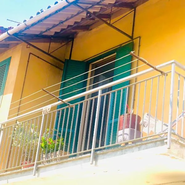 Appartamento Zia Ninìn - la gioia di un tempo!, khách sạn ở Pavia